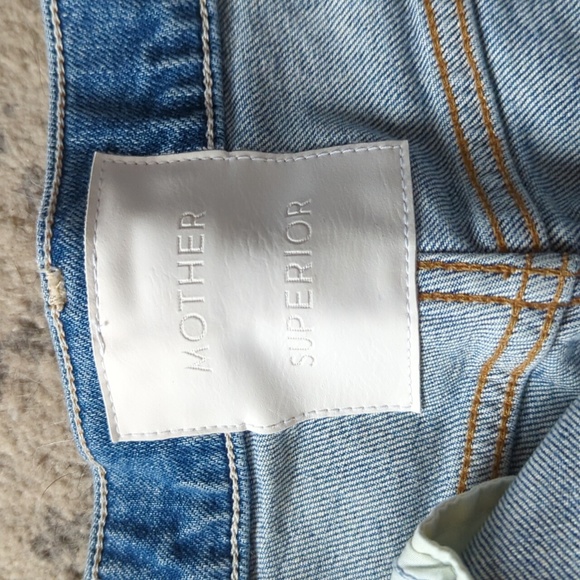 MOTHER distressed jeans: Insider Crop Step Fray - Picture 4 of 10